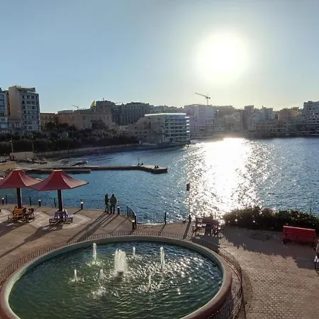 Depiro Point Luxury Apartmán *