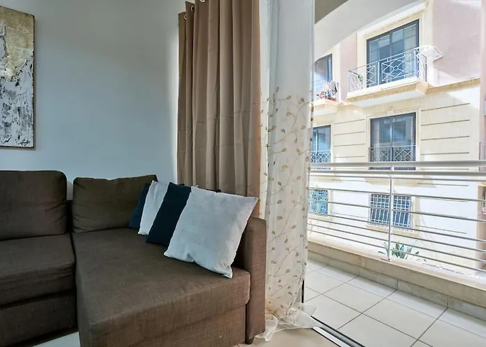 Depiro Point Luxury Apartment Sliema
